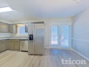 27 Fairview Way in Dallas, GA - Foto de edificio - Building Photo