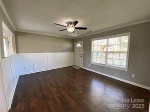 15 Linestowe Dr in Belmont, NC - Building Photo - Building Photo