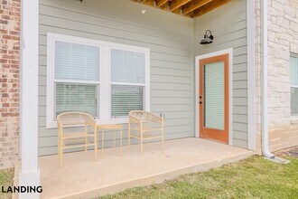 1650 Harris Hill Rd, Unit 06-6105 in San Marcos, TX - Foto de edificio - Building Photo