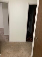 1324 Aarons Way in Kent, OH - Foto de edificio - Building Photo