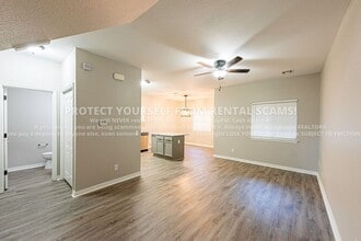 758 W Breeze Cv in Fayetteville, AR - Building Photo - Building Photo