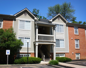 The Vinings Apartments in Cincinnati, OH - Building Photo - Building Photo