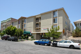 View Point Apartments in Los Angeles, CA - Building Photo - Building Photo