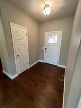 5353 S Twelve Oaks Rd in Springfield, MO - Building Photo - Building Photo