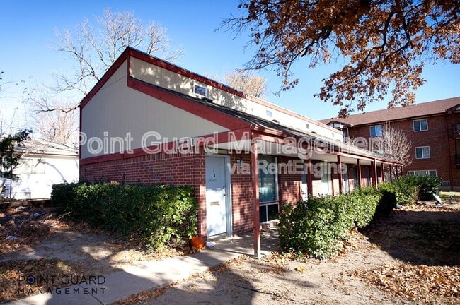 property at 1710 N Harvard Ave