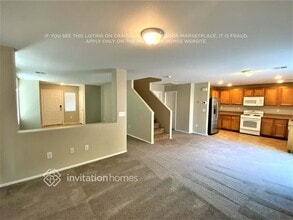 6456 Chatterer St in North Las Vegas, NV - Building Photo - Building Photo