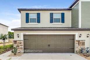 3060 Bryant Park Dr, Unit 7-5 in New Port Richey, FL - Building Photo