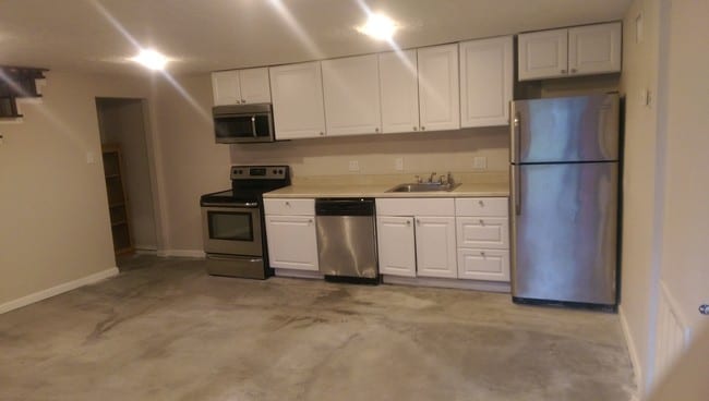 3800 Garrott St in Houston, TX - Building Photo - Building Photo