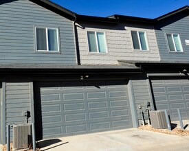 3014 Barnstormer St in Fort Collins, CO - Building Photo - Building Photo