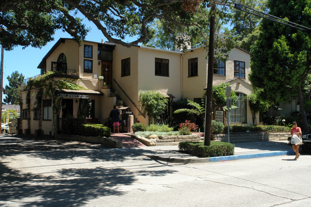 Casa Valerio in Santa Barbara, CA - Building Photo