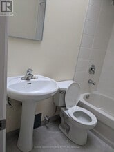 1731 Bayview Ave in Toronto, ON - Building Photo - Building Photo