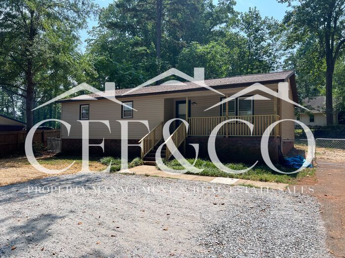 13 Willow Pines Ct in Spartanburg, SC - Building Photo
