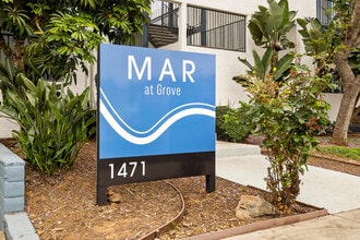 Mar at Grove in Imperial Beach, CA - Foto de edificio - Building Photo