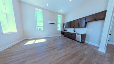 22 N King St in Gloucester City, NJ - Building Photo - Building Photo