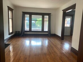 425 Fuller Ave SE in Grand Rapids, MI - Building Photo - Building Photo