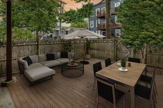 26 Waverly St, Unit #1 in Boston, MA - Building Photo - Building Photo