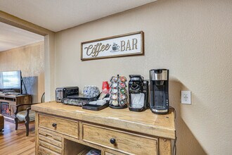 2934 NW 66th St in Miami, FL - Building Photo - Building Photo