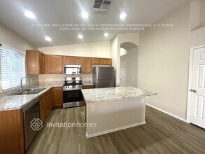 1815 N 120th Dr in Avondale, AZ - Foto de edificio - Building Photo