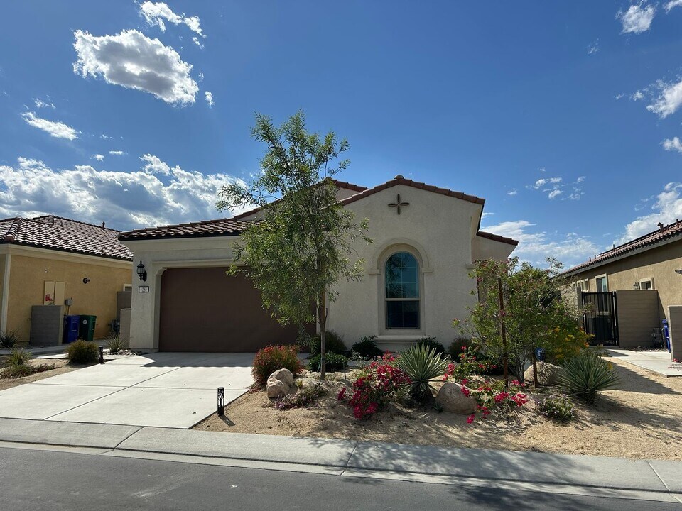 26 Carmenere in Rancho Mirage, CA - Building Photo