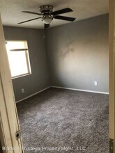 865 S Douglas Ave in Springfield, MO - Building Photo - Building Photo