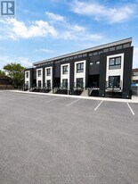 6638 McLeod Rd in Niagara Falls, ON - Building Photo