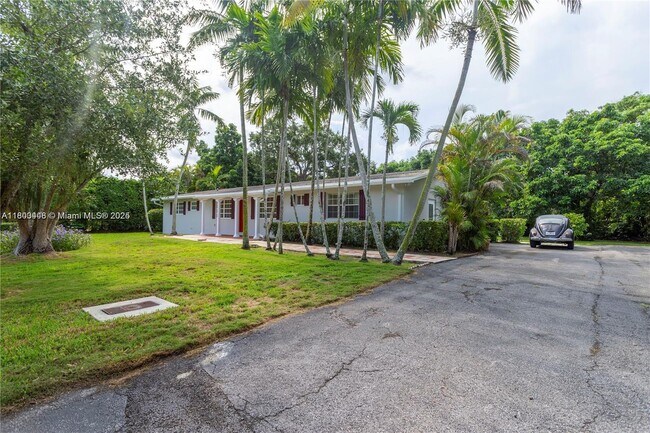 7350 SW 107th Terrace in Miami, FL - Building Photo - Building Photo