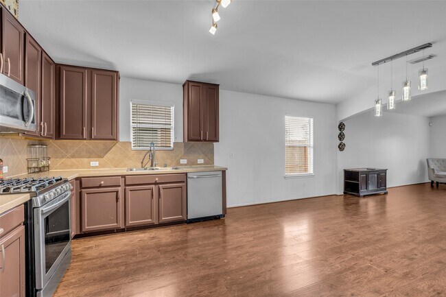 9327 Delicado Dr in Humble, TX - Building Photo - Building Photo