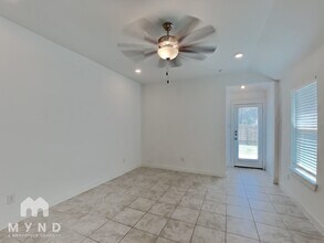 16934 Lagos Ln in Crosby, TX - Building Photo - Building Photo
