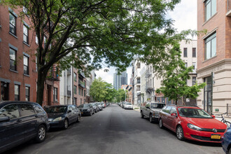 100 Clay St in Brooklyn, NY - Building Photo - Building Photo