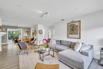 3030 SW 2nd Ave in Miami, FL - Building Photo - Building Photo