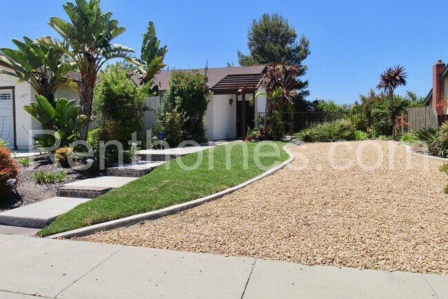 11093 Madrigal St in San Diego, CA - Building Photo - Building Photo