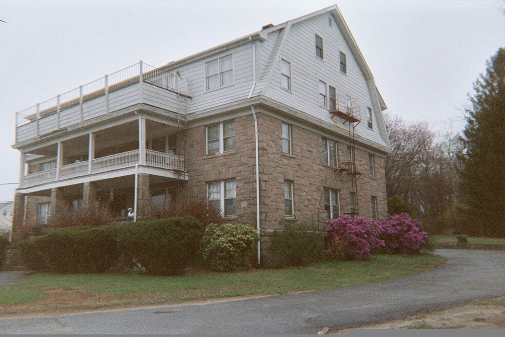 Babcock Village Apartments Westerly, RI Apartments For Rent