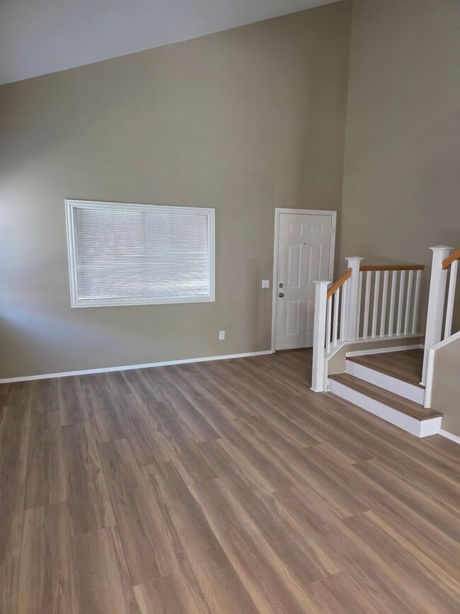 32206 Vía Arias in Temecula, CA - Building Photo - Building Photo