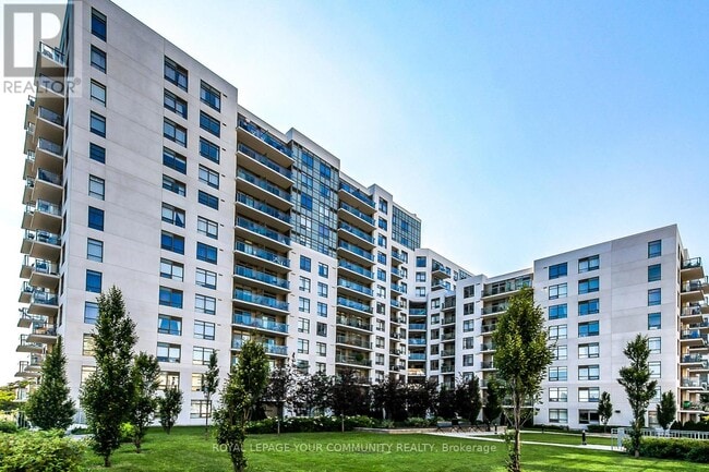 property at 812-812 Lansdowne Ave