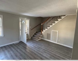 96 Dahlgren Ave in Portsmouth, VA - Building Photo