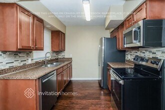 3655 Searobin Dr SE in St. Petersburg, FL - Building Photo - Building Photo