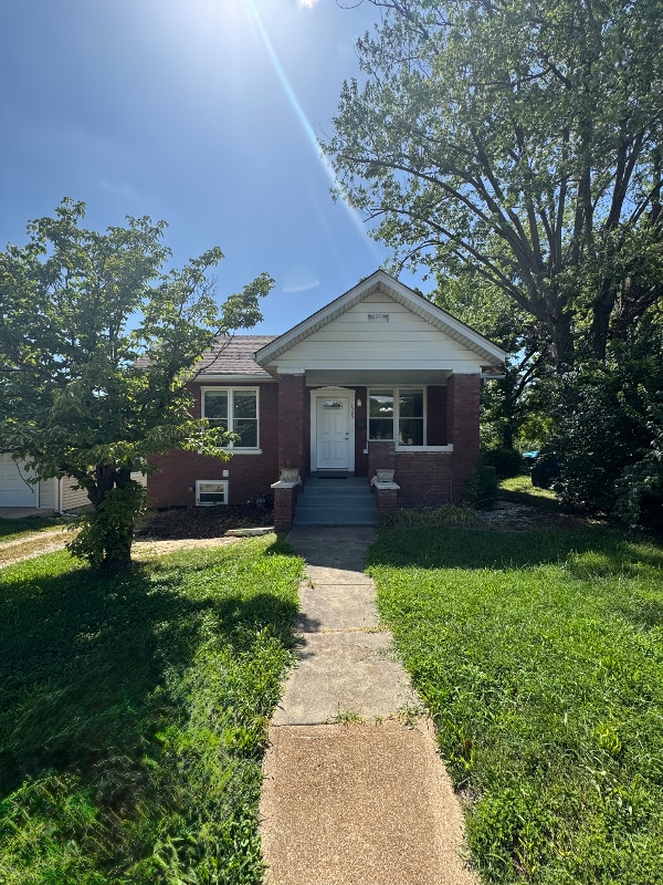 property at 1000 N Keebler Ave