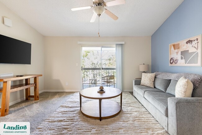 1000 Palm Pl Dr NE in Palm Bay, FL - Building Photo - Building Photo