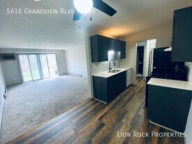 5616 Grandview Blvd in Mound, MN - Building Photo