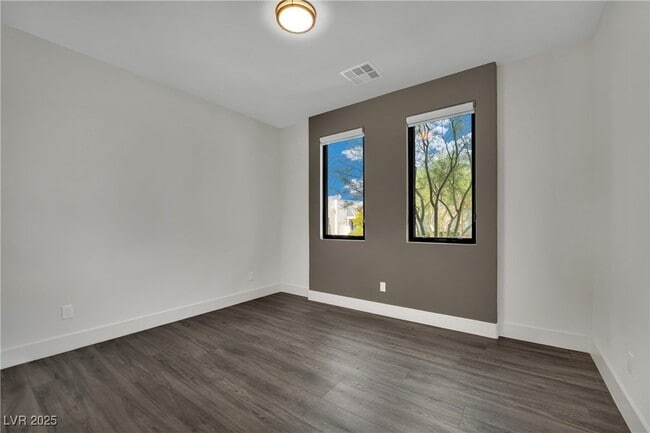 378 Tranquil Peak Ct in Henderson, NV - Building Photo - Building Photo