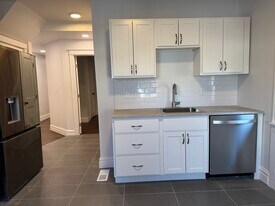 5011 S Broadway in St. Louis, MO - Building Photo