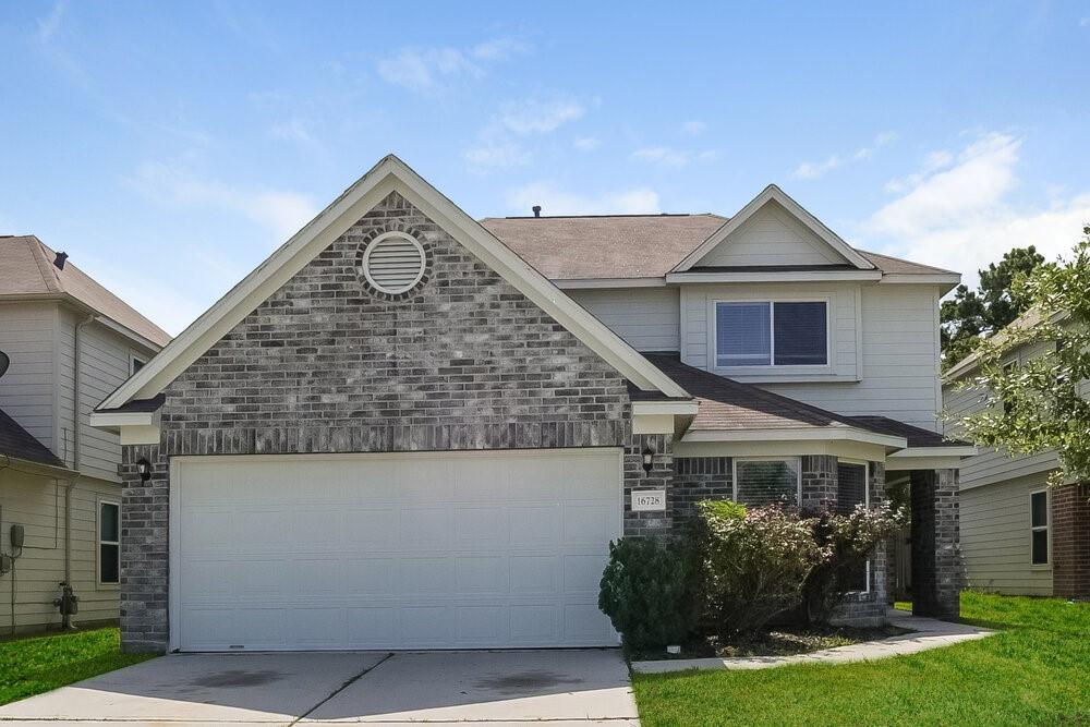16728 Foursquare Dr in Conroe, TX - Building Photo