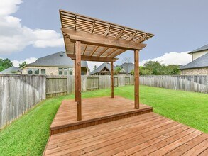 7 Painted Post Pl in Spring, TX - Foto de edificio - Building Photo