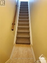 555 Chapman Mills Dr in Ottawa, ON - Building Photo - Building Photo