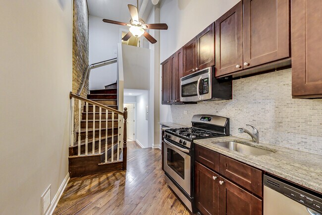 1804 N Sheffield Ave, Unit 1R in Chicago, IL - Foto de edificio - Building Photo