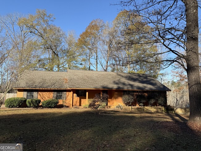 709 Brookdale Dr in Dublin, GA - Building Photo - Building Photo