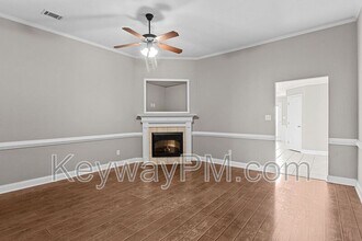 823 Whispering Willow Ct in Grovetown, GA - Foto de edificio - Building Photo