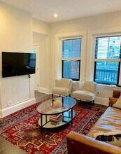 1520 Tremont St, Unit 2B in Boston, MA - Building Photo - Building Photo