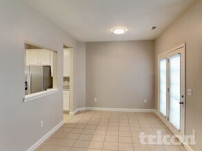 8322 Knapp Ct in Locust, NC - Foto de edificio - Building Photo