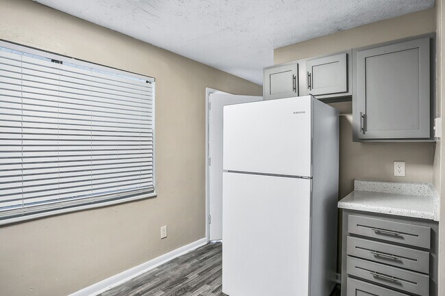 Hyde Grove in Jacksonville, FL - Building Photo - Building Photo